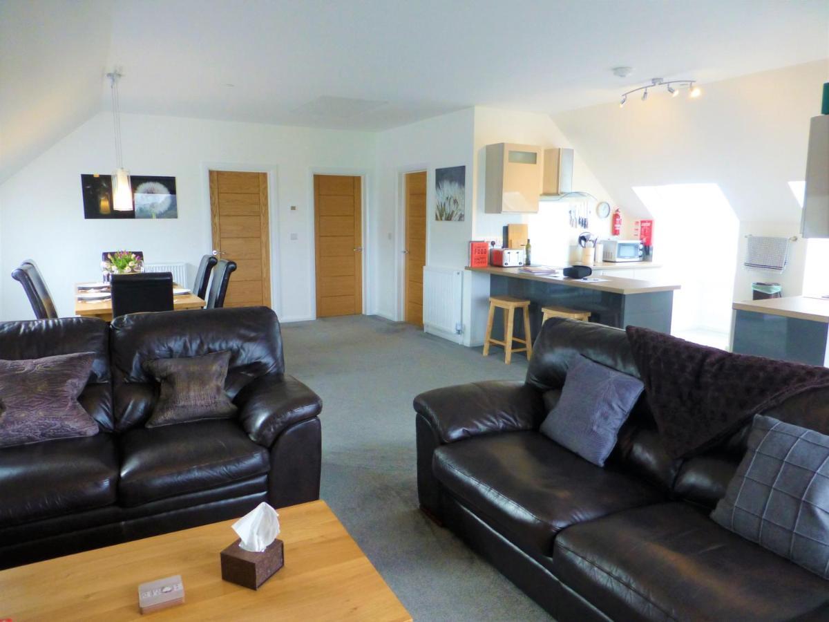Gerycastell Luxury Holiday Apartment With Stunning Views & Ev Station Point Carmarthen Kültér fotó