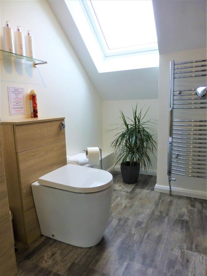 Gerycastell Luxury Holiday Apartment With Stunning Views & Ev Station Point Carmarthen Kültér fotó