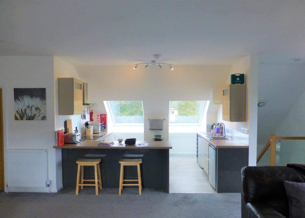 Gerycastell Luxury Holiday Apartment With Stunning Views & Ev Station Point Carmarthen Kültér fotó