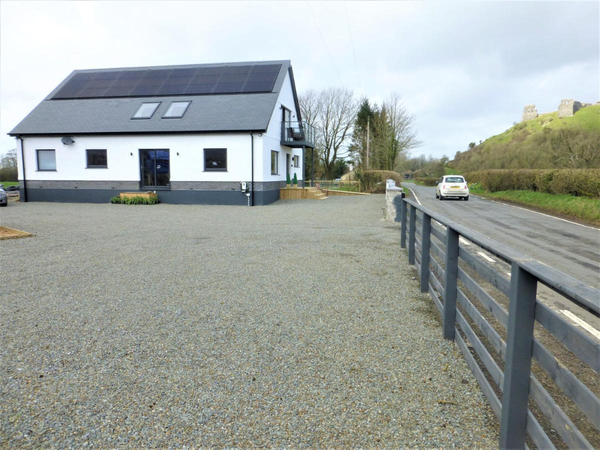 Gerycastell Luxury Holiday Apartment With Stunning Views & Ev Station Point Carmarthen Kültér fotó