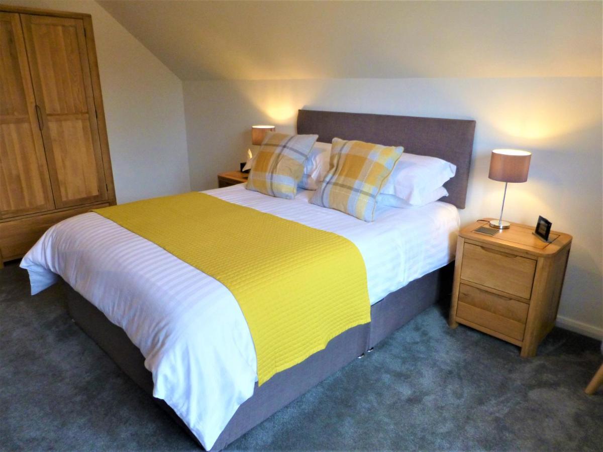 Gerycastell Luxury Holiday Apartment With Stunning Views & Ev Station Point Carmarthen Kültér fotó