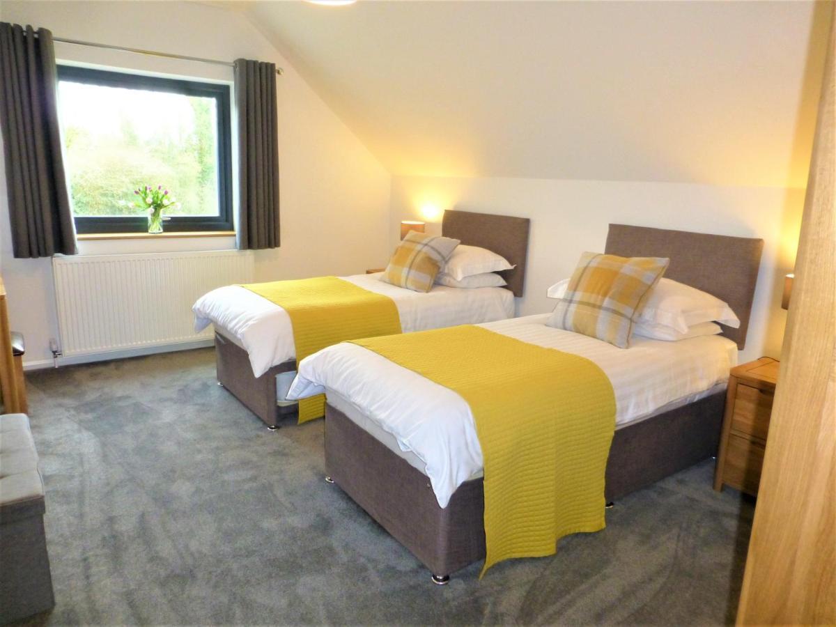 Gerycastell Luxury Holiday Apartment With Stunning Views & Ev Station Point Carmarthen Kültér fotó